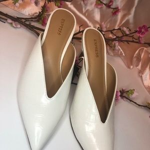 Crocodile Texture Heeled Mules in White